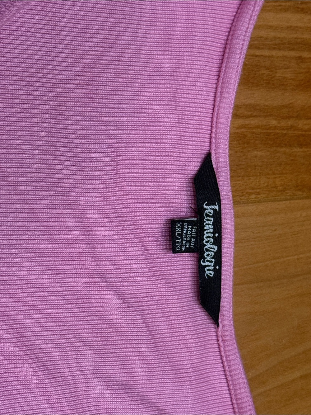 Pink Hook-and-Eye Ribbed Crop Top - Picture 3 of 3